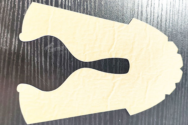 得馬高速裁切機(jī)切割樣品